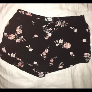 *WORN ONCE* garage shorts